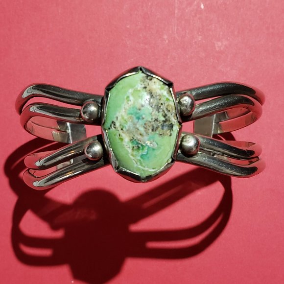 Vintage Southwest Green Turquoise Cuff Bracelet - Picture 2 of 5